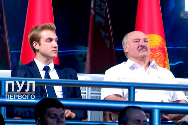 Николай Лукашенко посетил фестиваль 