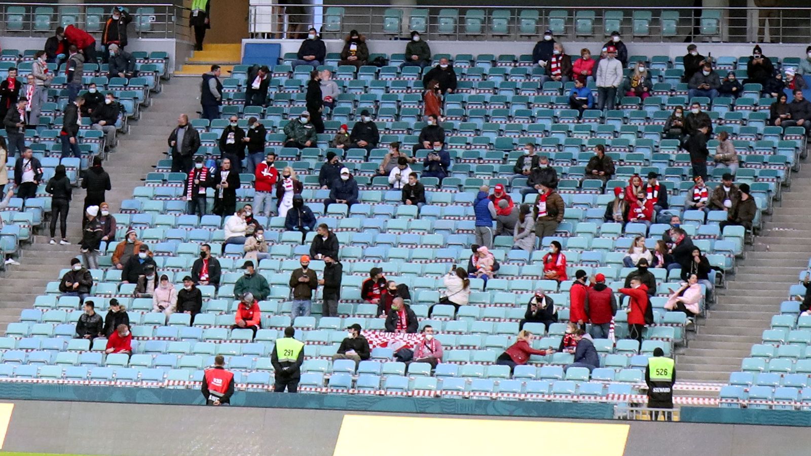 Российским болельщикам запретили вход на матч Армении с Украиной