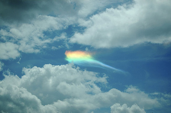 Феномен радужных облаков — что это такое и где их можно увидеть интересное,облака,природа,радуга,феномен