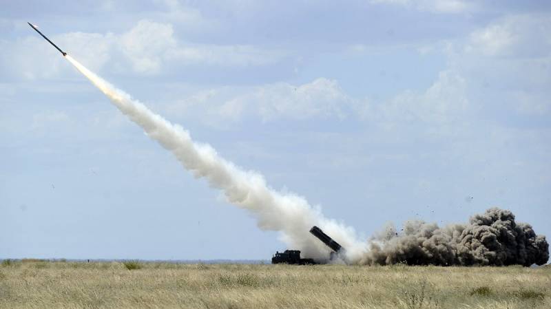 Украина против Крыма: возможности и средства для нанесения ударов оружие
