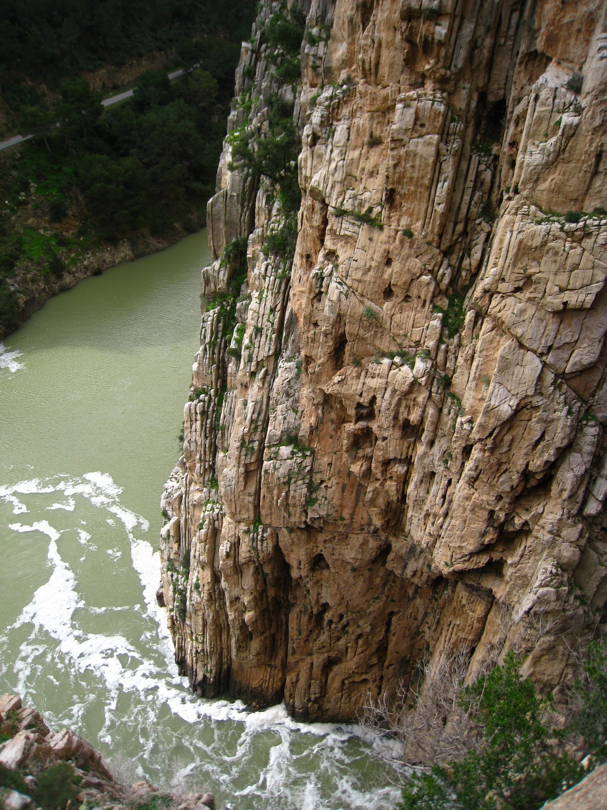 Самая опасная пешеходная тропа в мире интересное,экстремальный туризм,экстрим