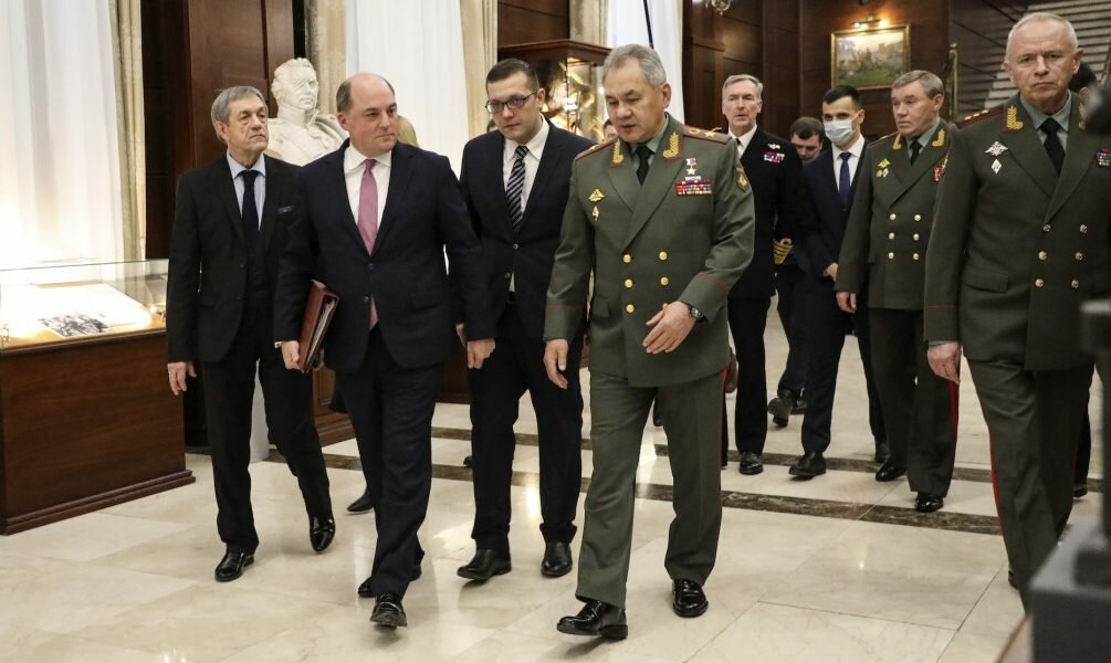 Сергей Шойгу и Бен Уоллес конструктивно переговорили, и нашли общие темы