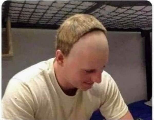 Сумасшедшие стрижки и причёски Сумасшедшие стрижки и причёски