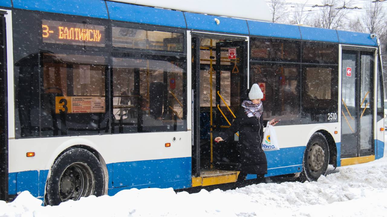 Циклон «Даниэль» принесет в Петербург новый транспортный коллапс из-за снега