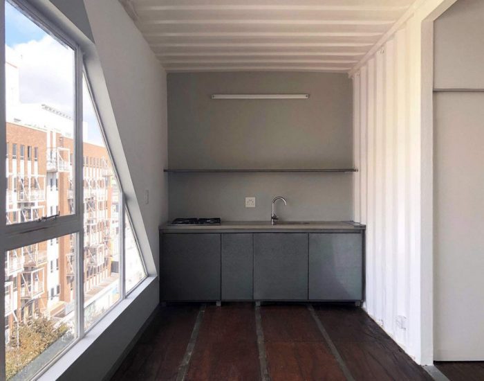 Самое бюджетное жилье мегаполиса: многоквартирный дом из контейнеров Самое бюджетное жилье мегаполиса: многоквартирный дом из контейнеров