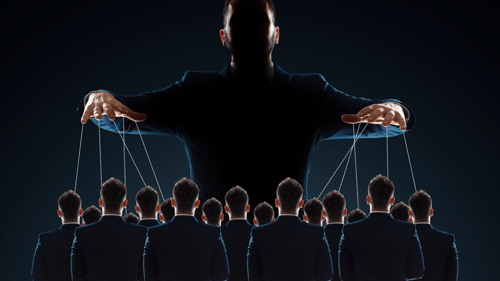 ВЛАСТЬ ДЛЯ РОССИИ ГОТОВЯТ СПЕЦСЛУЖБЫ США И БРИТАНИИ