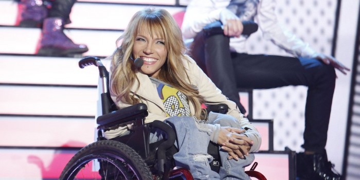 “Мы уже победили”: ведущий “Эха назвал омерзительной отправку инвалида на Евровидение