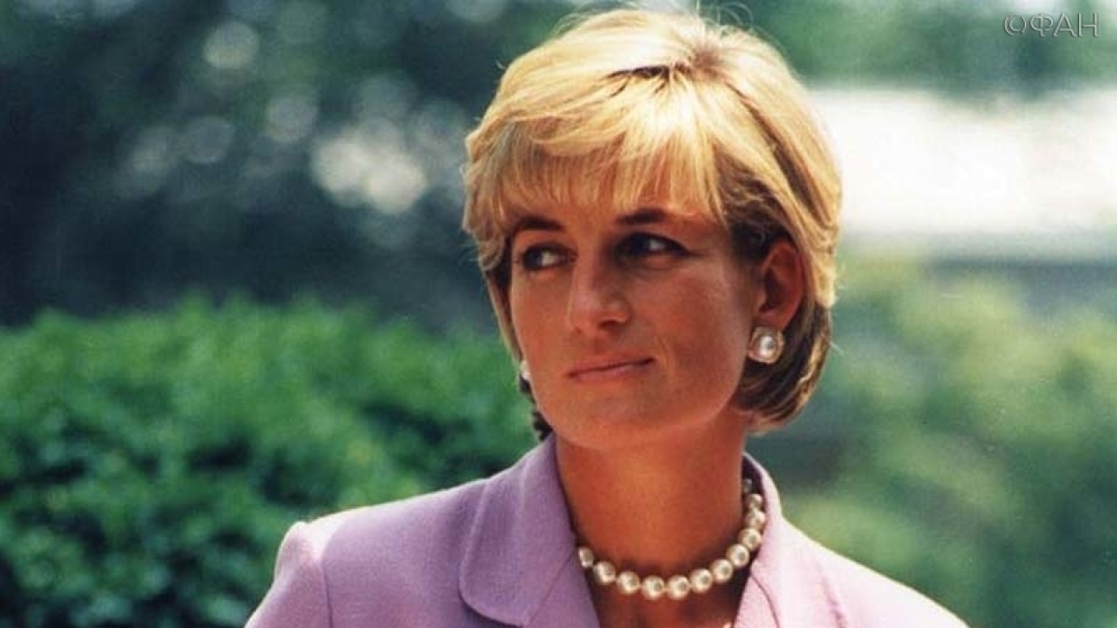 Принцесса Диана пыталась сбежать из-под венца, но не получилось Общество