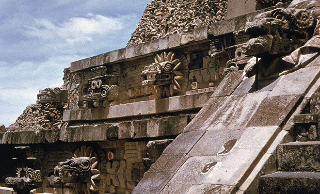 Археологи нашли под Мехико запечатанный тоннель ацтеков. Однако после проверки его было решено закопать обратно тоннель, Мехико, закрыть, решено, города, империи, современного, Однако, стали, щитов Раскопки, масок, боевых, частью, орлов, летящих, изображениями, геоглифы, попадаться, коридора, ученым
