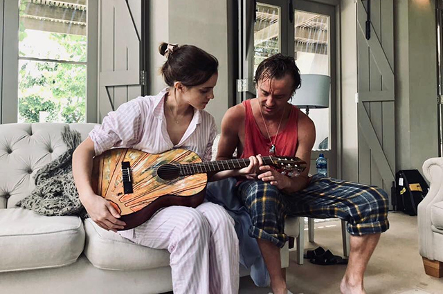 Том Фелтон рассказал о чувствах к Эмме Уотсон: "Что-то между нами есть" Том Фелтон рассказал о чувствах к Эмме Уотсон: "Что-то между нами есть" Новости