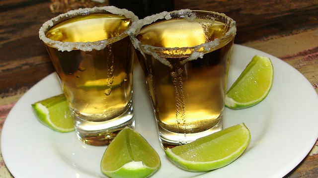 Как приготовить текилу в домашних условиях? 