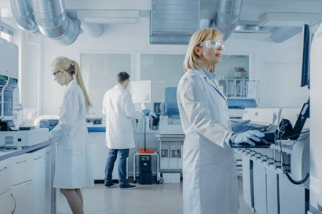 Кто остановит бегство ученых из России?