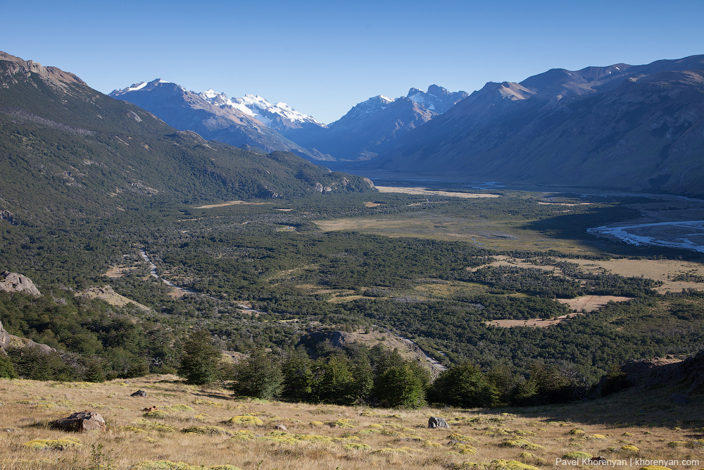 Самая фотогеничная вершина Фитз Рой. Патагония. Аргентина Самая фотогеничная вершина Фитз Рой. Патагония. Аргентина Дальние дали
