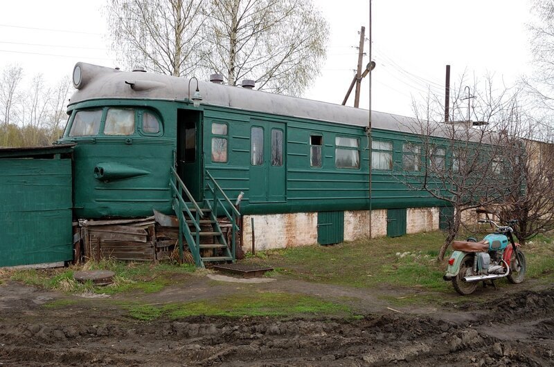 Локомотивы превращаются... в дома