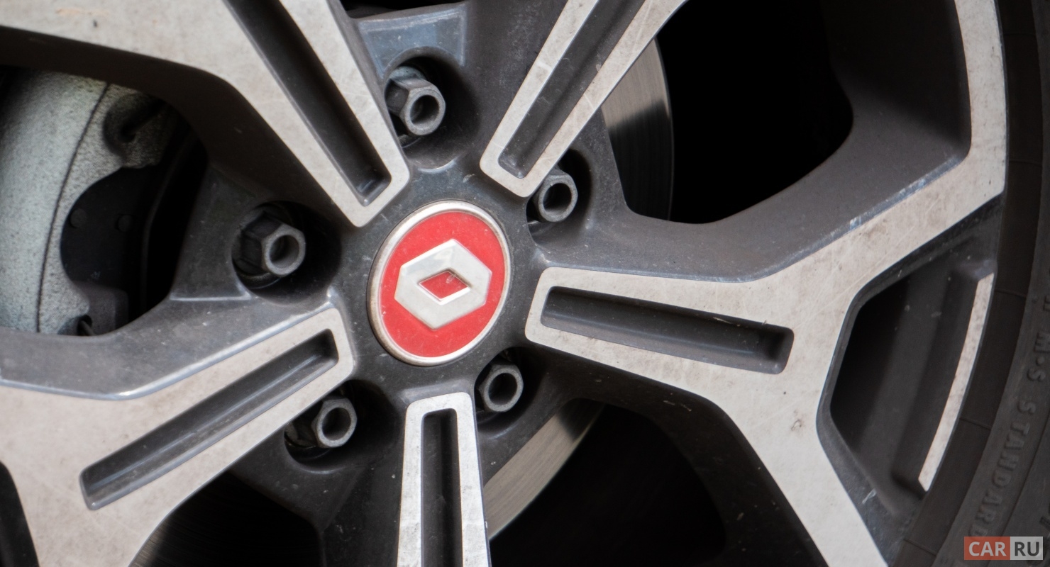 Рассекречены первые подробности о дизайне Renault Sandero четвертого поколения