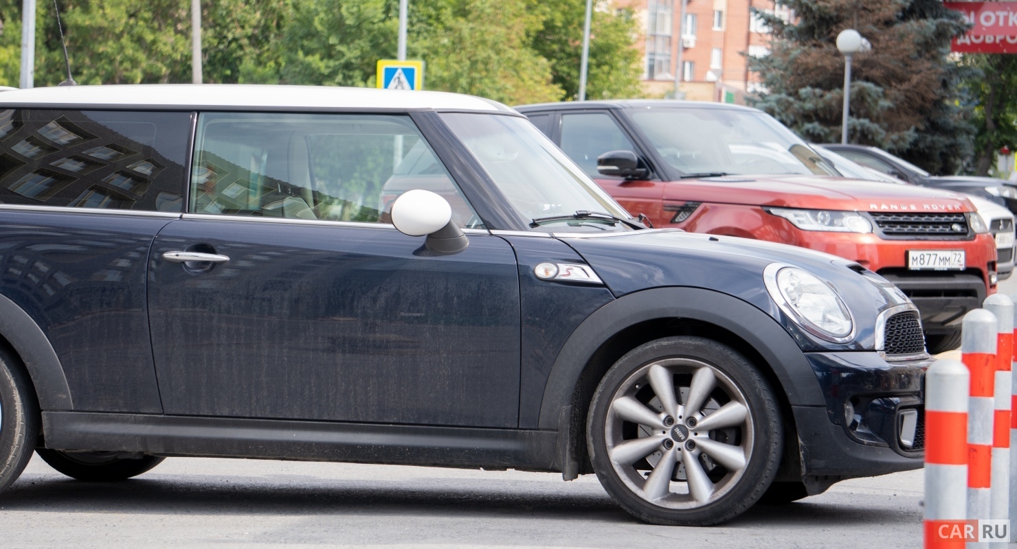 Компания MINI тестирует трехдверный хэтчбек MINI нового поколения в серийном кузове Автомобили