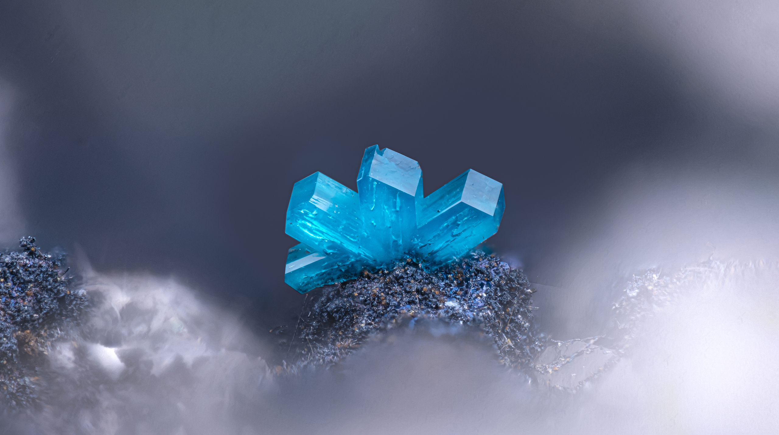 Симметричные кристаллы