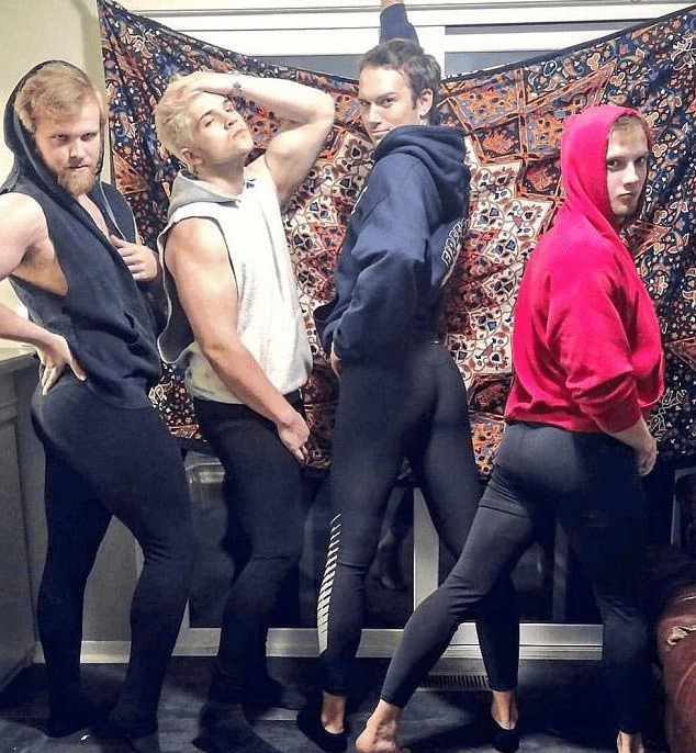 Если бы мужчины вели себя, как девушки, то их фото в Инстаграм выглядели бы таким образом Если бы мужчины вели себя, как девушки, то их фото в Инстаграм выглядели бы таким образом