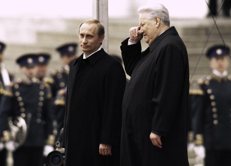 Запад просчитался: миф о «дутых рейтингах» Путина разрушен