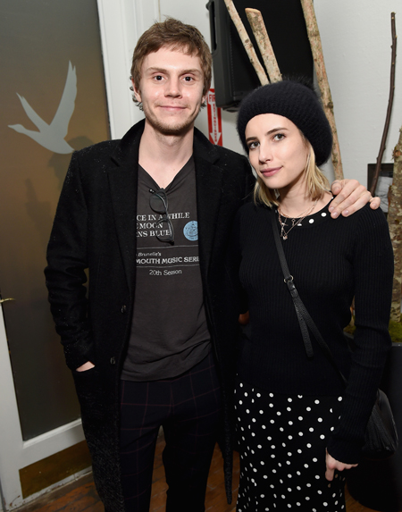 СМИ: Эмма Робертс и Гаррет Хедлунд впервые станут родителями СМИ: Эмма Робертс и Гаррет Хедлунд впервые станут родителями Дети,Беременные звезды