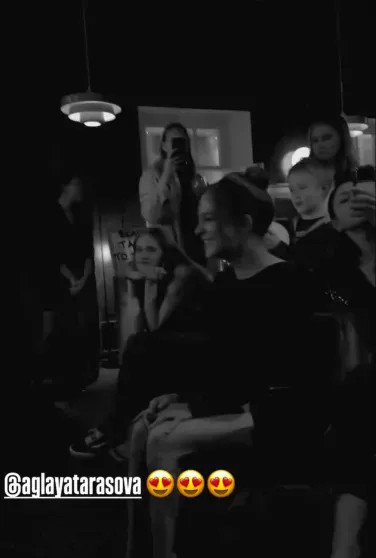 Мать в образе священника и трендовый торт: как Аглая Тарасова отметила день рождения с Ксенией Раппопорт, Юрием Колокольниковым, сестрой Софией и Антоном Филипенко Раппопорт, Ксения, Белякин, Аглая, София, Тарасовой, Тарасова, друзьями, Колокольников, Колокольникова, родила, рождения, актёр, ТарасоваДмитрий, отношениях, актрисы, Чайкина, Филипенко, Анастасия, вместе