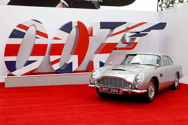 Кейт Миддлтон, Дэниел Крейг, Леа Сейду, Билли Айлиш и другие на мировой премьере фильма "Не время умирать" Кейт Миддлтон, Дэниел Крейг, Леа Сейду, Билли Айлиш и другие на мировой премьере фильма "Не время умирать" Красная дорожка