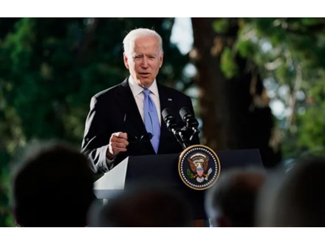 Кормить больше не будут: как Путин и Байден оценили деятельность российской оппозиции Кормить больше не будут: как Путин и Байден оценили деятельность российской оппозиции геополитика,россия