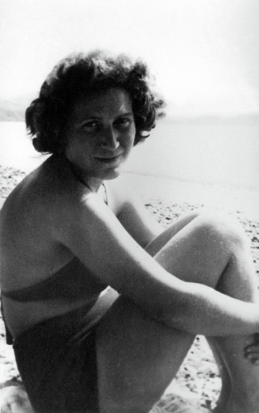 Светлана Аллилуева: легко ли оставаться дочерью Сталина всю жизнь Светлана Аллилуева: легко ли оставаться дочерью Сталина всю жизнь жизнь, светлана аллилуева