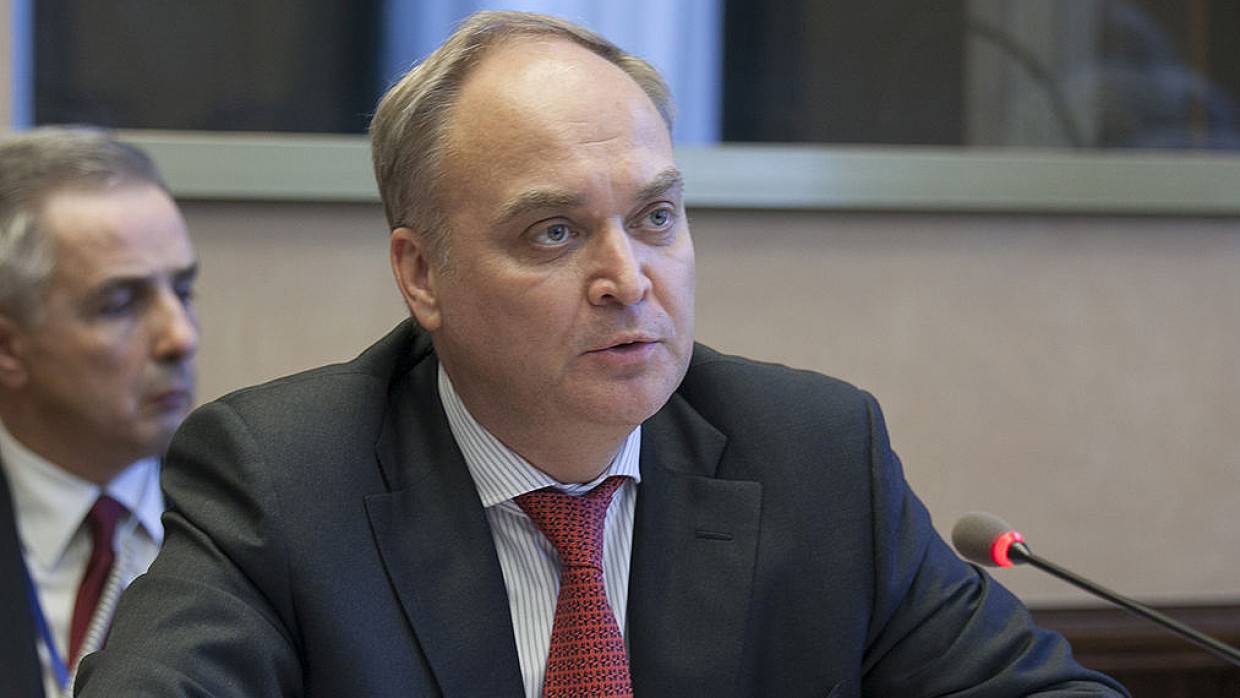Посол Антонов сообщил об отъезде 27 российских дипломатов с территории США 30 января
