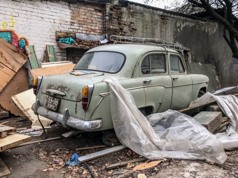 "Москвич-407" в оригинале: жертва сноса гаражей Марки и модели,Москвич-407,ремонт автомобилей,ретро