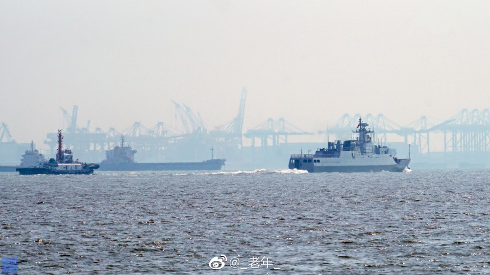 В состав ВМС НОАК с начала года вошло девять корветов проекта 056