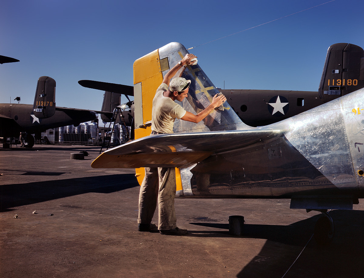 Фоторепортаж Альфреда Палмера 1942 года о том «как ковалось оружие победы». B-25 Mitchell Авиация