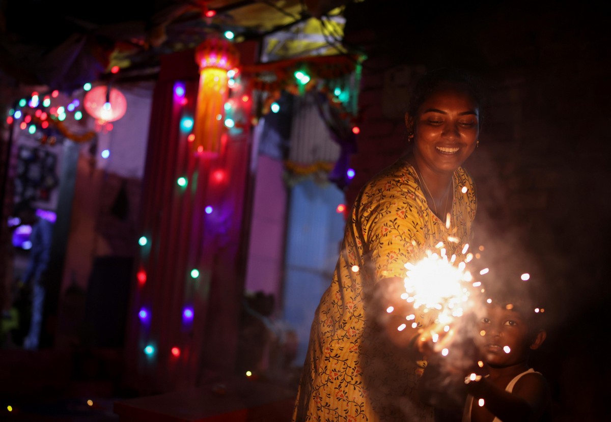 Фестиваль Дивали или индуистский Новый год в разных странах