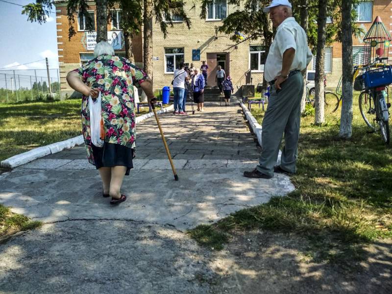 Записки Колорадского Таракана №200. Немного воняет, но перспективы есть Записки Колорадского Таракана №200. Немного воняет, но перспективы есть украина