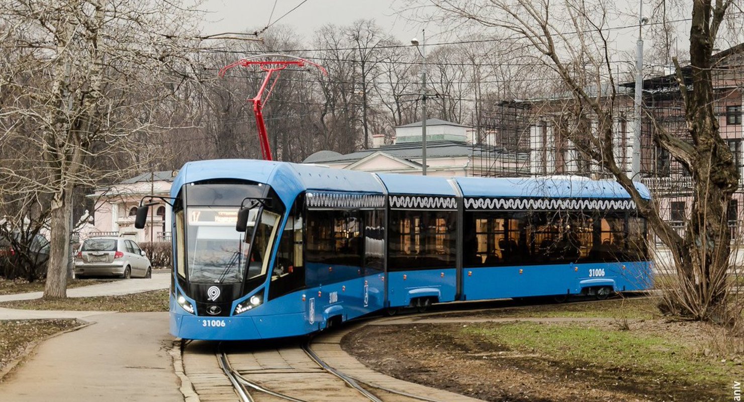 Moscow tram. Трамвай Москва. Трамвай Витязь м 31180. Трамвай 5297 Москва. Новые трамваи в Москве.