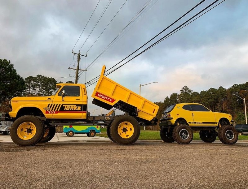 Этот Ford F-250 1978 года — настоящий игрушечный грузовик Tonka