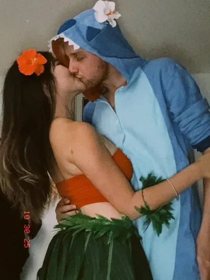 Сын Натальи Водяновой Лукас Портман показал редкое фото со своей девушкой в честь её дня рождения Лукас, Водянова, Портман, ПортманНаталья, вместе, Натальи, Водяновой, девушкойЛукас, Наталья, ПортманЛукас, соцсетях, модных, пятерых, брендов, подиум, выходил, матерью, глянца, снимался, казалось