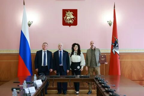 Депутаты Московской городской Думы предложили назвать территорию у Посольства США «площадью Защитников Донбасса»