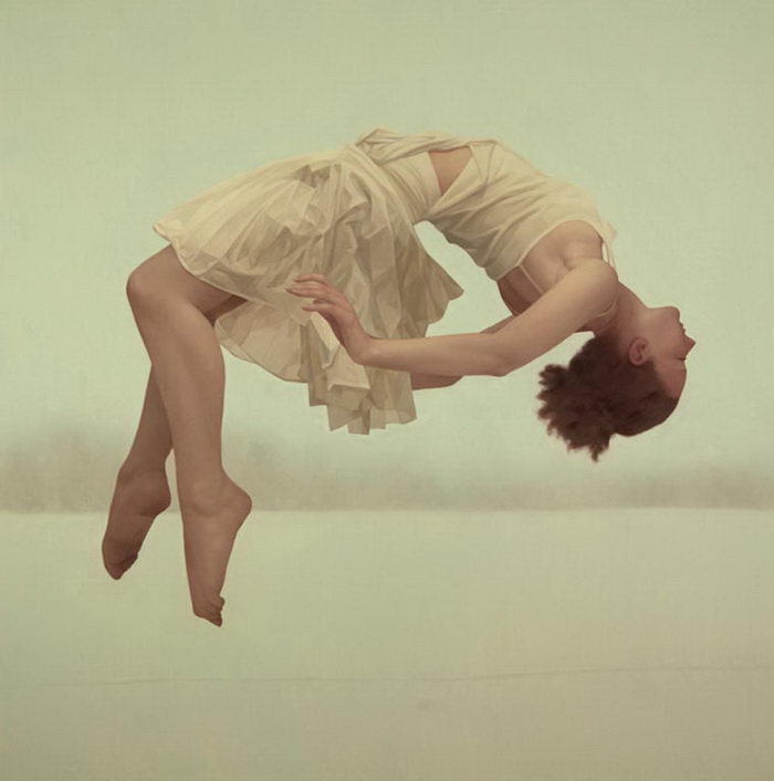 Для своих работ художник выбирает нестандартных красавиц 