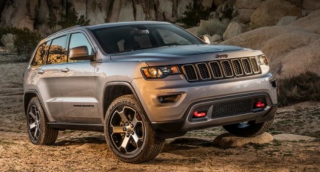 Большой семиместный драйверс-кар: Как едет новый Jeep Grand Cherokee? Автомобили
