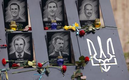 Обещавший украинцам мир Зеленский строит им новое воинское супер-кладбище