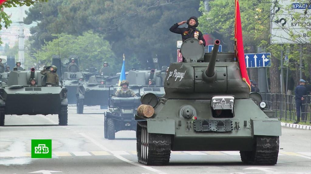 Военные парады в честь Дня Победы прошли в 27 городах России