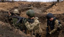 Битва за Гуляйполе: Драпающие бандеровцы истребляют заградотряды ВСУ