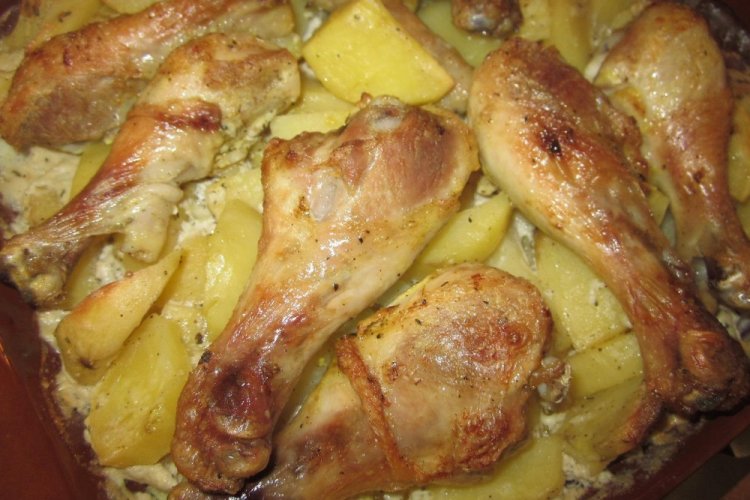15 простых рецептов куриных ножек с картошкой в духовке ножки, куриные, выложи, минут, Куриные, картошкой, картошку, куриных, специи, форму, ножек, градусах, фольгой, специями, масла, запекай, картошки, чеснока, духовке, майонеза
