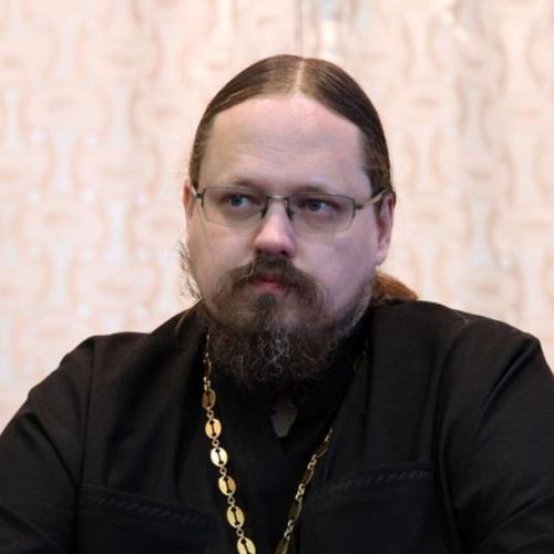 Тот, кто соединяется с богом в любви, становится подлинно свободным, и творить заповеди для него так же естественно, как дышать.