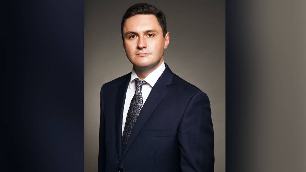 Адвокат Зорин: «Непристойные фото на фоне узнаваемых сооружений как основание для ответственности»