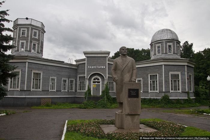 Экскурсия по заброшенному пензенскому планетарию