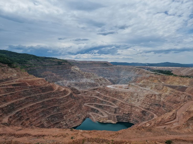 «Лучше бы однажды тряхануло». Как в Хакасии завершается пятилетка красного эксперимента «Лучше бы однажды тряхануло». Как в Хакасии завершается пятилетка красного эксперимента оружие,россия