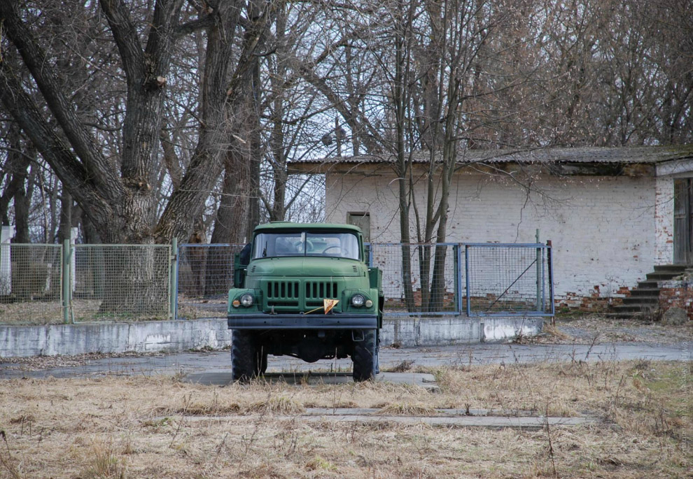 военный ЗИЛ-131