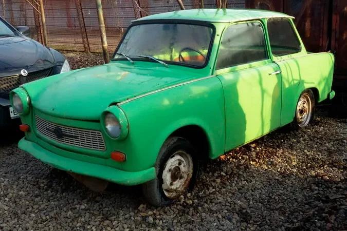 Фан клуб "худшего авто в мире": ненадежный, медленный и с щупом для проверки уровня топлива